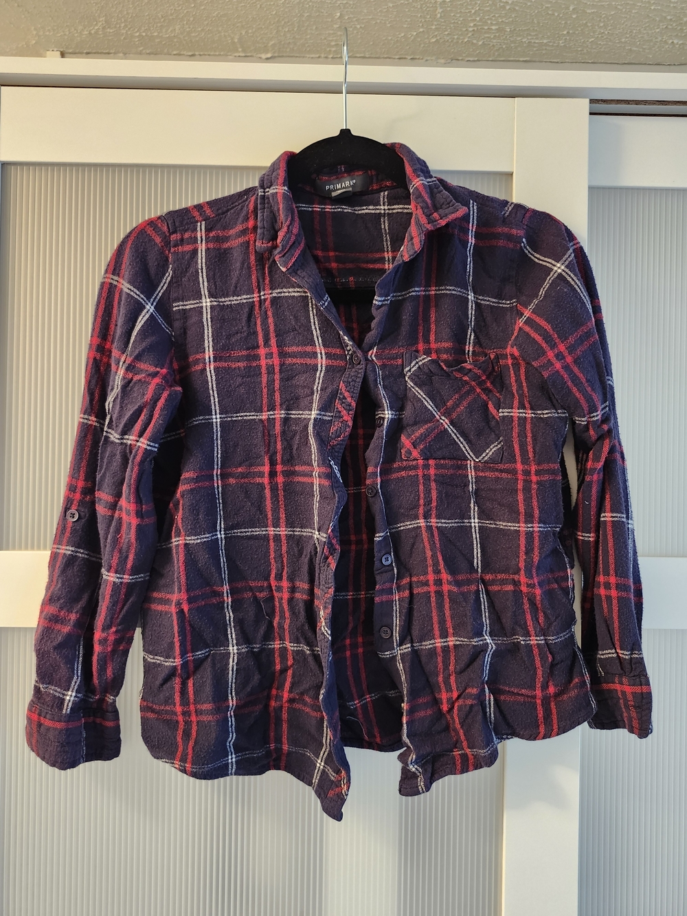 Primark Women's Navy and Red Plaid Button-Down Shirt